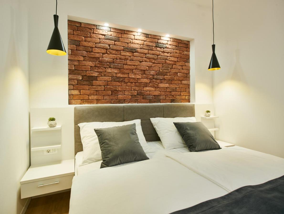 Bed Of Roses Apt 2, Premium, Designer Decorated Zagreb Exterior foto